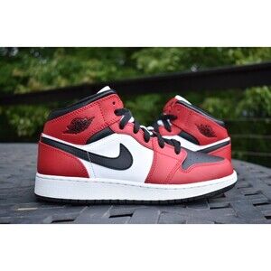 Nike Air Jordan 1 Mid GS 'Chicago Black Toe'  554725-069  Youth Size 5.5Y